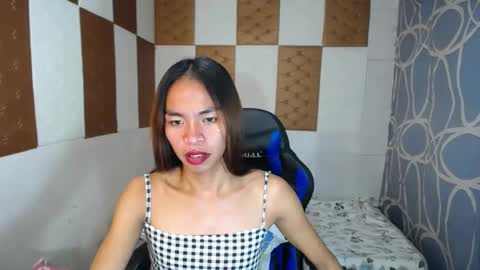 urpinay_cassy online show from 02/17/25, 06:26