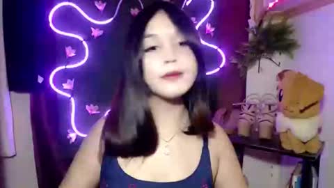 Pia online show from 11/22/25, 11:04