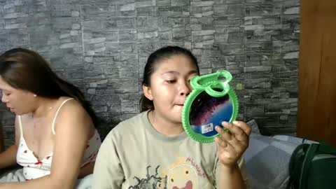 Snapshot of urpinay_singlemother chatting on 06/21/26, 11:18 urpinay_singlemother online show from 06/21/26, 11:18