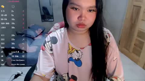 Snapshot of urpinayslutxxx chatting on 09/20/25, 03:57 Jane online show from 09/20/25, 03:57