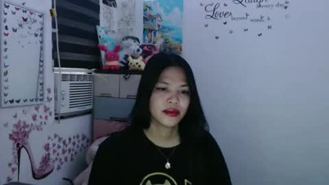 hi im kim online show from 10/20/25, 12:33