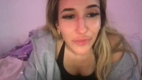 urprincessxox online show from 05/03/26, 10:10