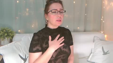 Silvia online show from 01/15/25, 05:40
