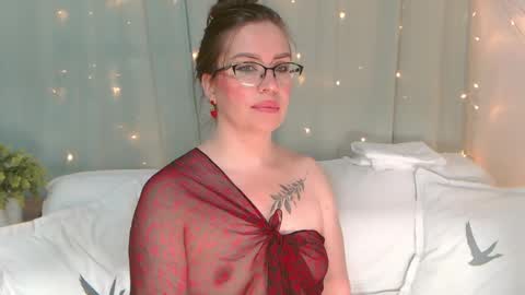 Silvia online show from 01/24/25, 01:25