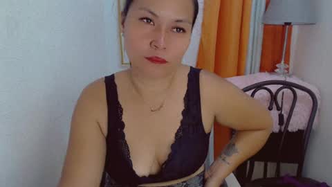 urslut_jimiely69 online show from 07/12/26, 10:12