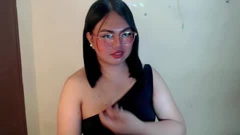 maxie online show from 02/02/26, 10:47