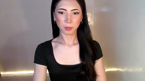Snapshot of ursluttysofia chatting on 01/19/26, 05:44 Sofia online show from 01/19/26, 05:44