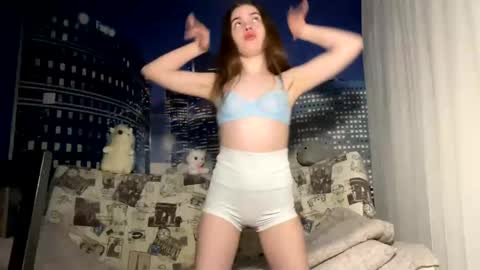 Snapshot of ursoulandheart chatting on 01/19/25, 01:32 Hannah online show from 01/19/25, 01:32