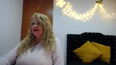 Eveling Blanco  online show from 12/07/24, 03:14