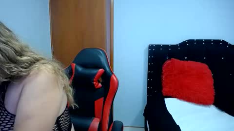 Eveling Blanco  online show from 06/11/26, 03:32
