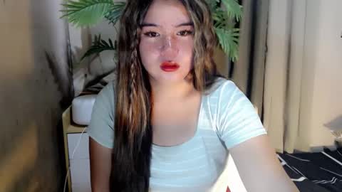 Snapshot of ursweet_ashley chatting on 03/09/25, 03:22 online show from 03/09/25, 03:22