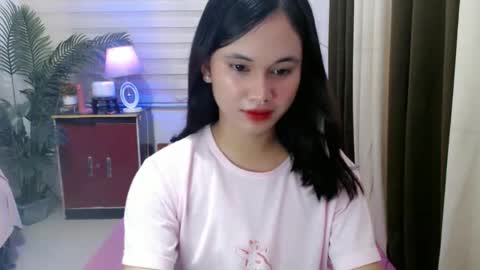 Snapshot of ursweet_athisa18 chatting on 12/02/25, 02:45 Athisa online show from 12/02/25, 02:45