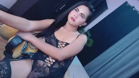 UrSweetBbGirl online show from 06/01/26, 02:30