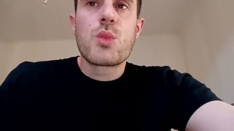 ursweetdreamx online show from 06/12/26, 05:01