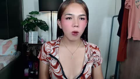CHESCA online show from 02/19/25, 08:22