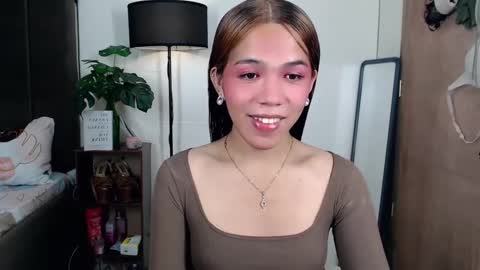CHESCA online show from 02/24/25, 03:12