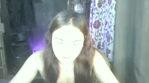 YOURGIRLCAMILLA online show from 11/27/25, 09:44