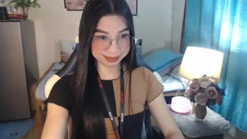 Ashley Kate Mateo Gray online show from 02/21/25, 05:35