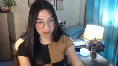 Ashley Kate Mateo Gray online show from 02/21/25, 12:06