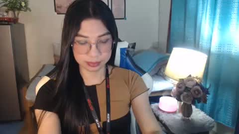 Ashley Kate Mateo Gray online show from 02/24/25, 11:43