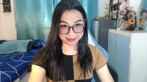 Ashley Kate Mateo Gray online show from 06/24/26, 10:25