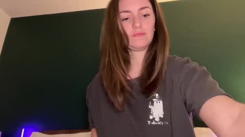 Snapshot of urwetdreamddd chatting on 01/22/25, 02:48 Dream online show from 01/22/25, 02:48