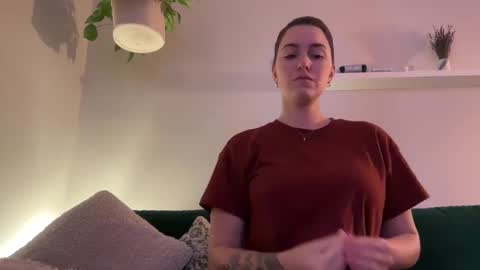 Snapshot of urwetdreamddd chatting on 09/10/25, 02:44 Dream online show from 09/10/25, 02:44