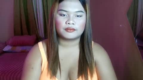 Snapshot of urwifematerial69_ chatting on 02/22/26, 11:20 Bella Miles Olivia online show from 02/22/26, 11:20