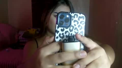 Snapshot of urwifematerial69_ chatting on 05/19/26, 11:49 Bella Miles Olivia online show from 05/19/26, 11:49