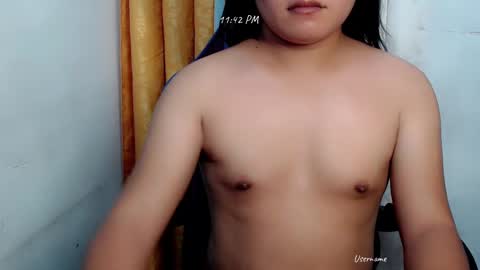 Snapshot of urwildpinayxxx chatting on 03/11/25, 03:34 melody online show from 03/11/25, 03:34