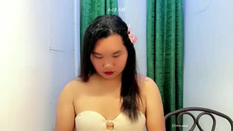 Snapshot of urwildpinayxxx chatting on 10/06/25, 10:07 melody online show from 10/06/25, 10:07