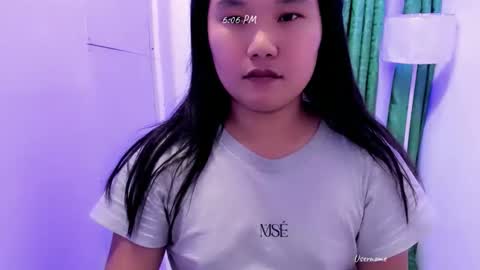 Snapshot of urwildpinayxxx chatting on 11/01/25, 10:06 melody online show from 11/01/25, 10:06