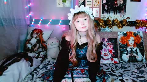 Usagi Blush online show from 01/08/25, 01:53