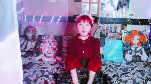 Usagi Blush online show from 02/02/25, 09:56