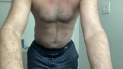 Snapshot of usasses3 chatting on 10/04/25, 05:38 usasses3 online show from 10/04/25, 05:38