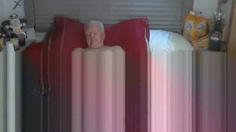 Snapshot of usednotbroken1 chatting on 09/27/25, 08:52 usednotbroken1 online show from 09/27/25, 08:52