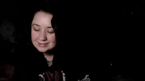 usefulhole online show from 11/30/25, 09:52