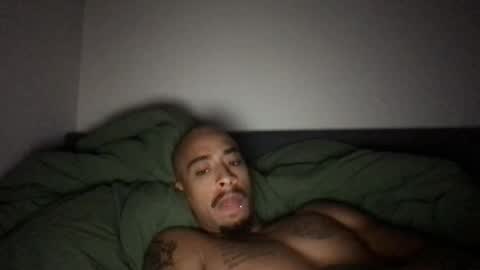 Snapshot of usermaneee589 chatting on 10/12/25, 07:51 usermaneee589 online show from 10/12/25, 07:51