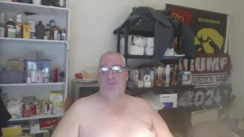 Eric online show from 01/01/25, 03:56