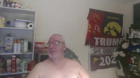 Eric online show from 01/18/25, 04:37