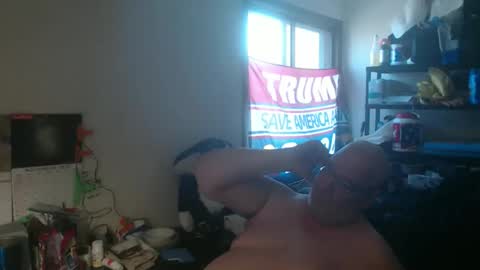 Snapshot of usgoober chatting on 11/02/25, 02:52 Eric online show from 11/02/25, 02:52