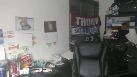 Snapshot of usgoober chatting on 11/20/25, 12:16 Eric online show from 11/20/25, 12:16