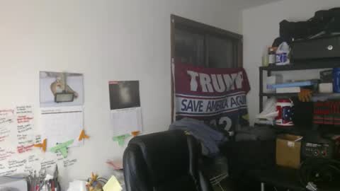 Snapshot of usgoober chatting on 11/25/25, 11:43 Eric online show from 11/25/25, 11:43