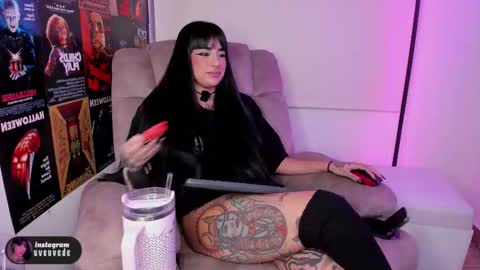 Val help me get 100 thumbs up 3 online show from 12/02/25, 04:18