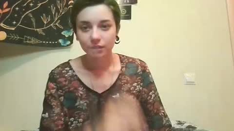 uwu_emmy online show from 08/08/26, 05:48