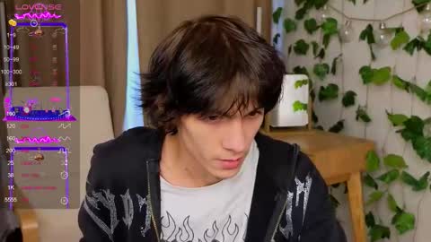 Valora online show from 09/24/25, 12:19