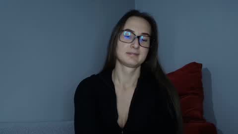 Snapshot of va_len_sea_ya chatting on 01/14/25, 06:17 Valensiya online show from 01/14/25, 06:17