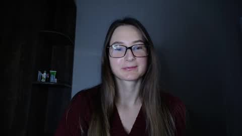 Valensiya online show from 04/05/26, 06:16