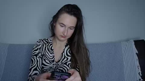 Valensiya online show from 05/26/26, 04:36