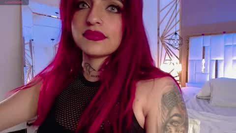 Snapshot of vaaleriee_miller_ chatting on 11/08/25, 02:50 valeriee miller online show from 11/08/25, 02:50